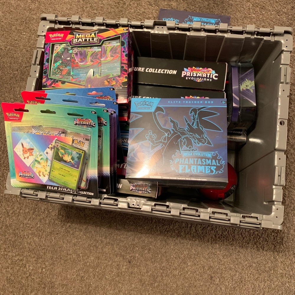 ‼️Sold‼️Pokemon TCG ETBS, mega ex box’s and booster bundle lot